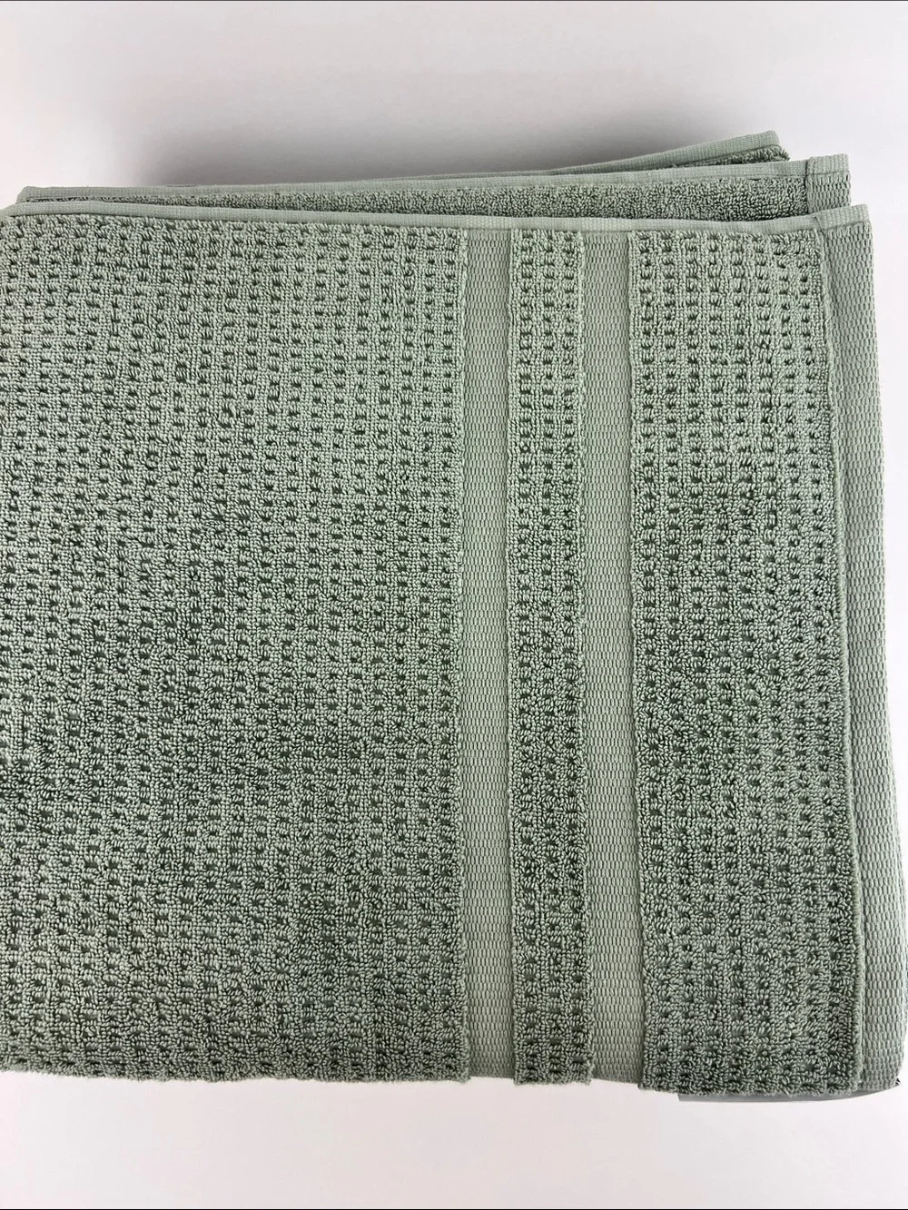 Hotel Balfour Bath Towels Sage Green Waffle Design Turkish Soft Cotton 2 Pc NEW